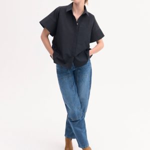 Boxy Short Sleeve Shirt in Cotton Poplin - Black